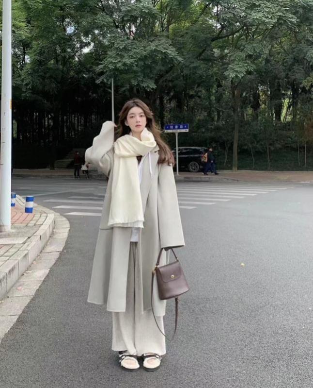 温柔穿搭技巧分享，打造甜美形象